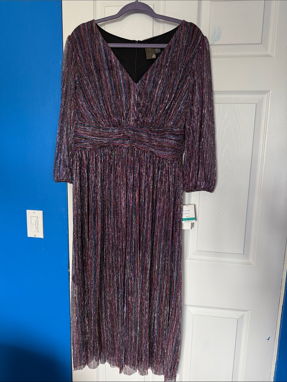 Taylor Metallic Multi-Color Pleated V-Neck Long Sleeve Dress